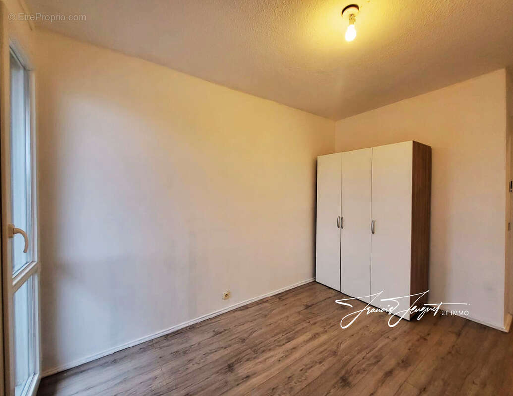 Appartement à SONNAZ