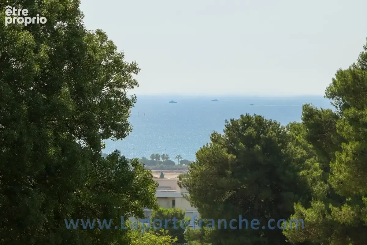 Appartement de 118 m2 vue mer dans résidence sécurisée parc piscine olympique - photo 14