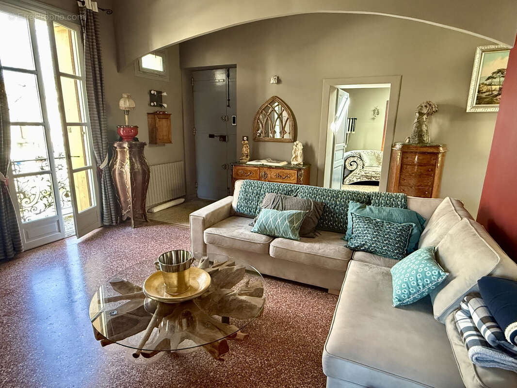 Maison à LES MATELLES