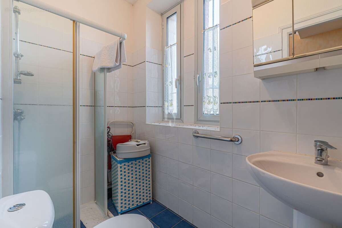 Maison à SAINT-GERMAIN-LES-BELLES