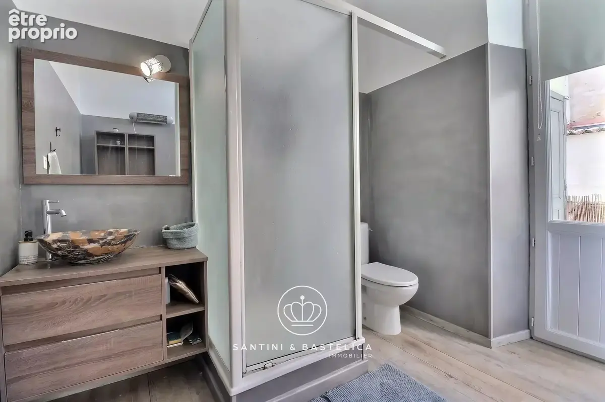 Elégant appartement F3 à vendre à Ajaccio Centre - photo 9