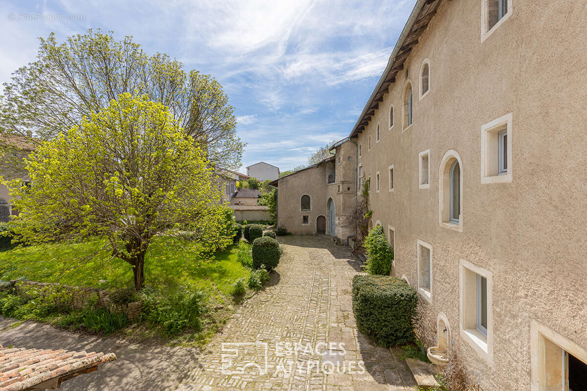 Propriété historique du XVIe siècle au charme authentique - photo 7