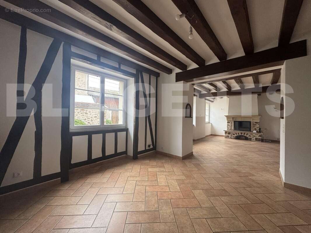 image00062 - Maison à COULOMMIERS