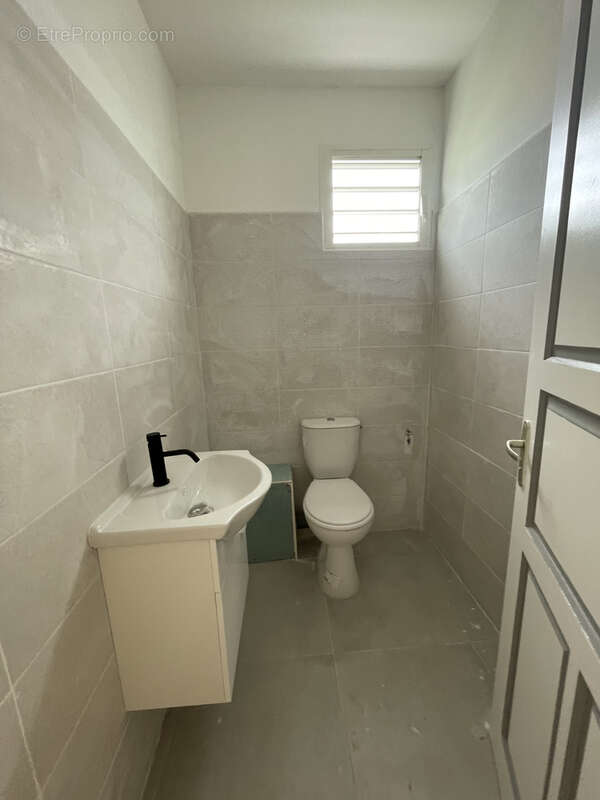 Maison à LES ABYMES