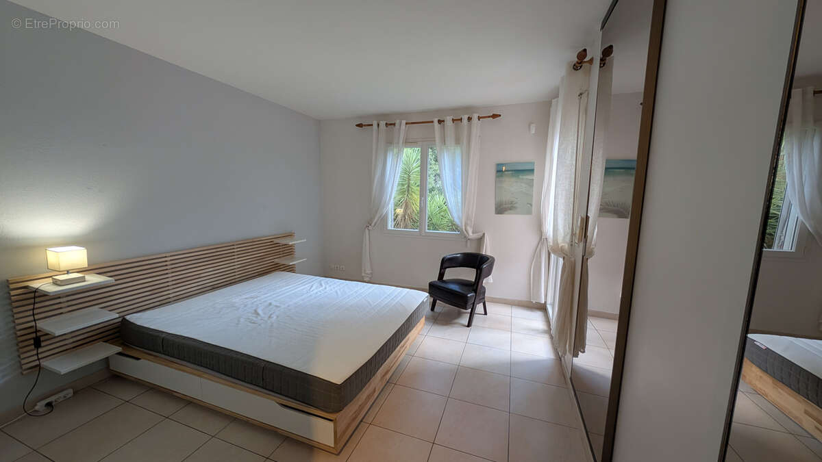 Maison à LAROQUE-DES-ALBERES