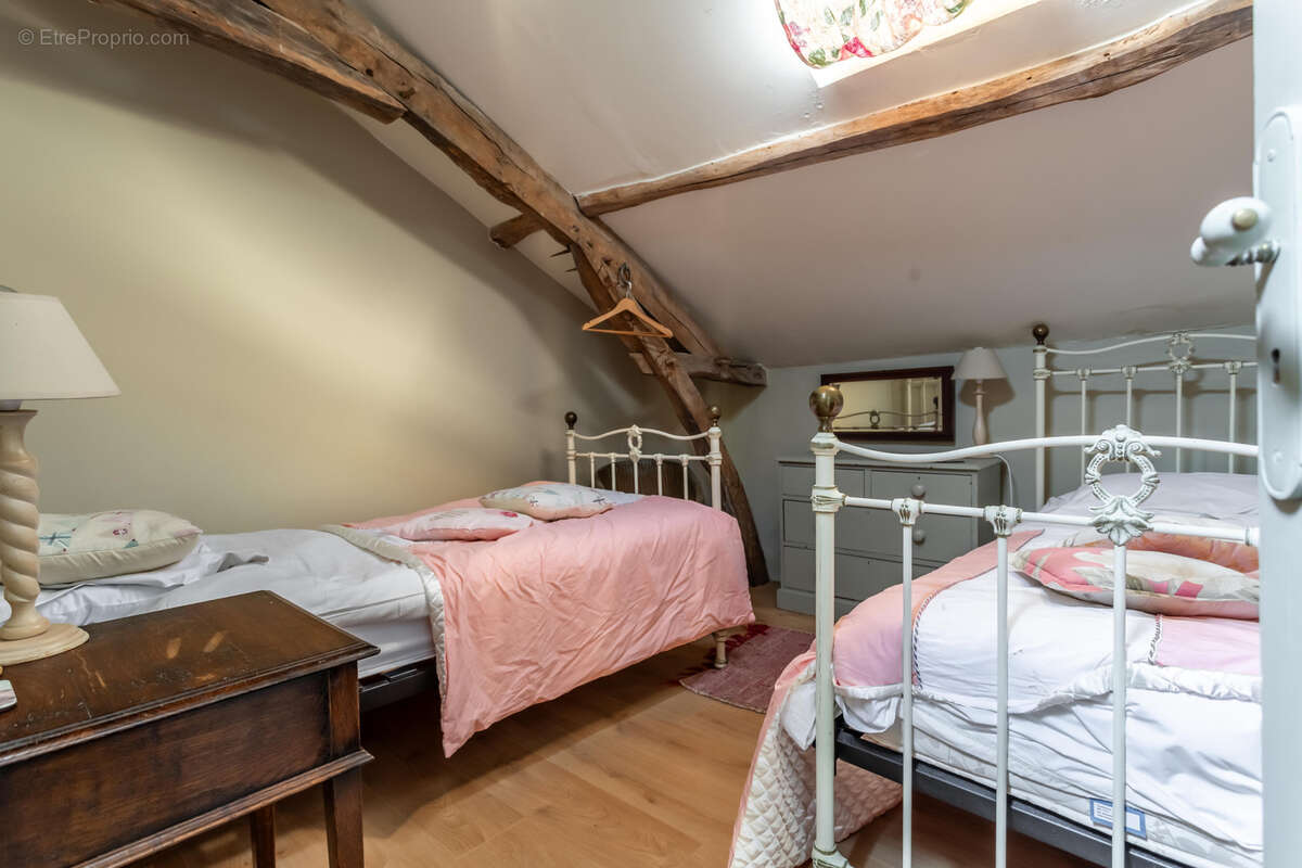 Maison de campagne avec piscine et grange - photo 45