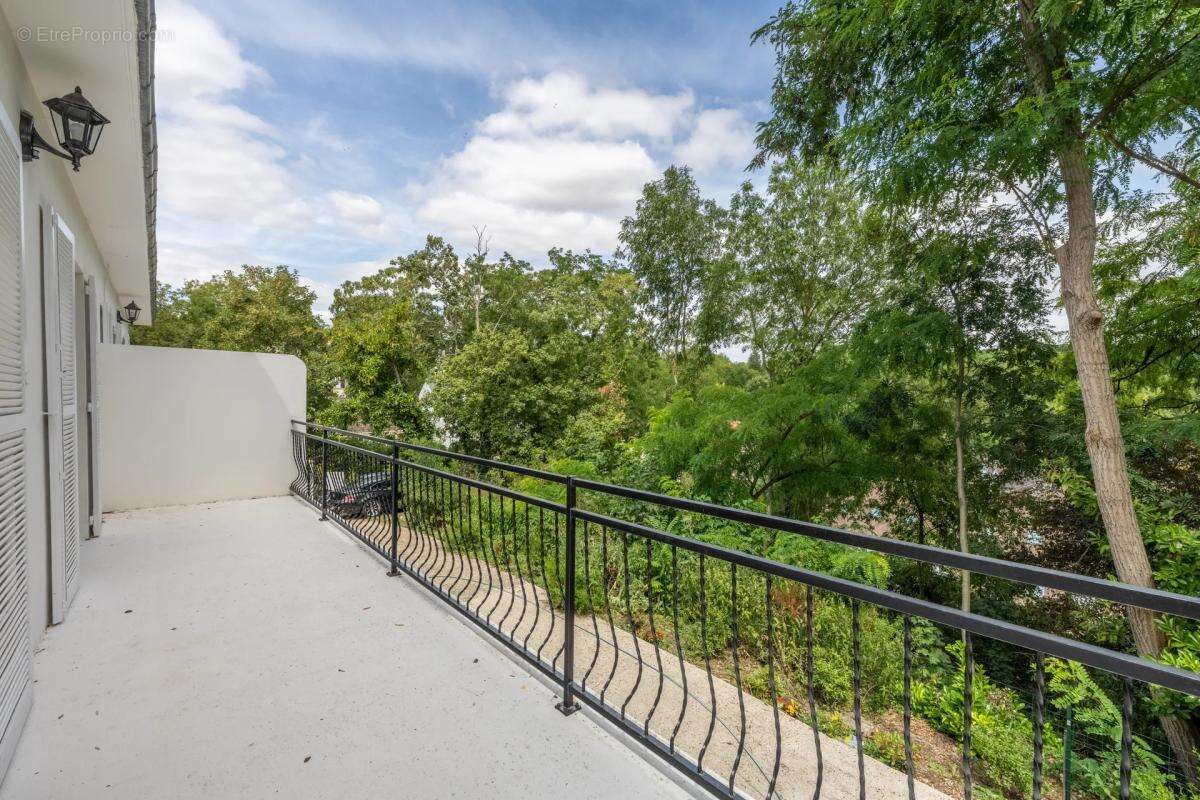 Maison de 10 pièces de 248 m² à Pontoise - photo 13