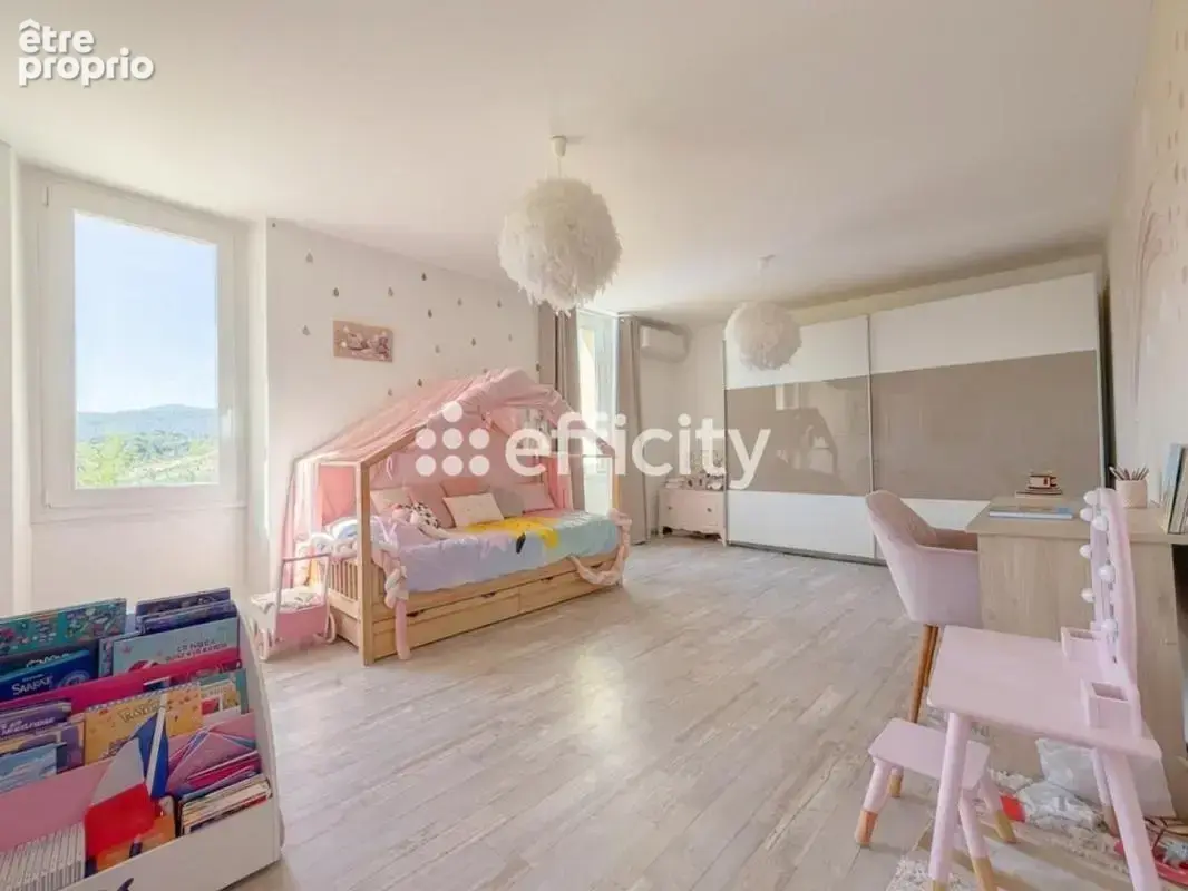 Maison 10 pièces 220 m² à vendre à Marseille-11e (13011) - photo 11