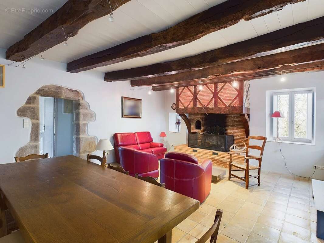 Maison à CORDES-SUR-CIEL