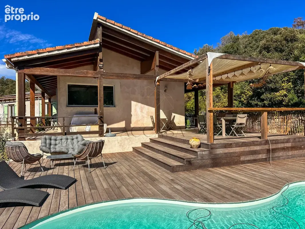 Maison avec piscine à Sotta, proche Santa Giulia - photo 3