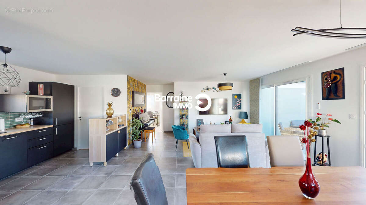 Maison à PLOUGONVELIN