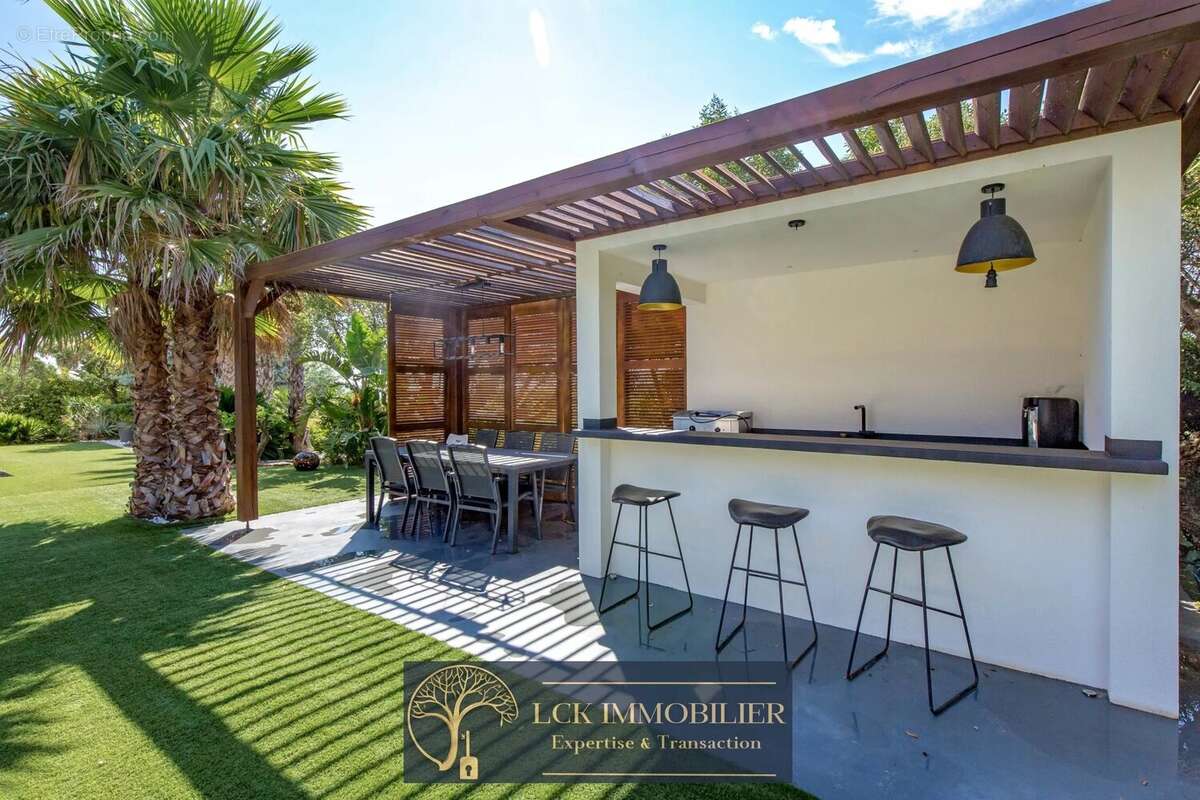 Maison à FREJUS