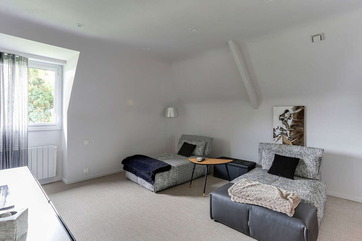 Maison à VERN-SUR-SEICHE