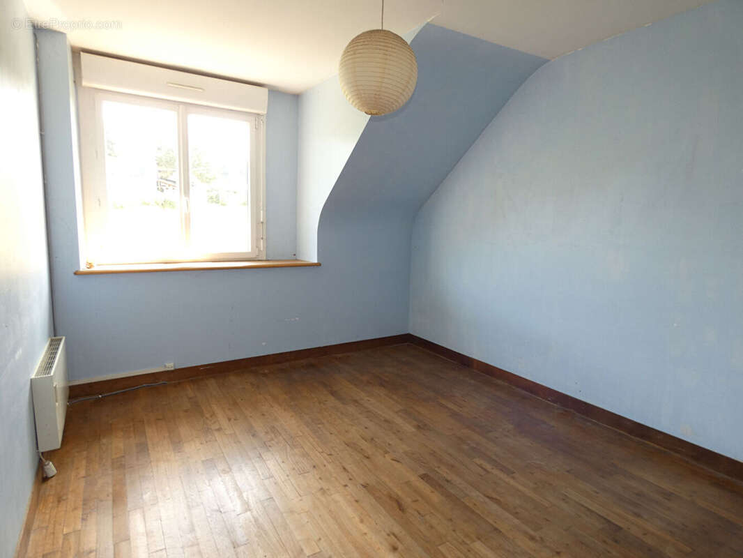 Maison à LES LOGES-MARCHIS