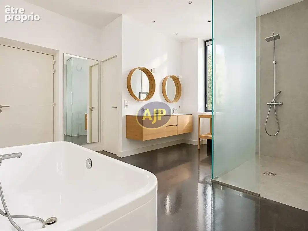 Mellinet / maison d'architecte - 291 m² - photo 8