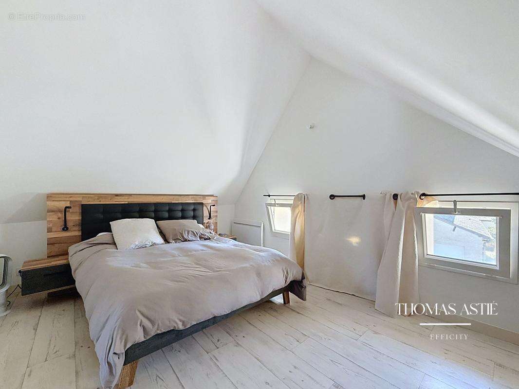 Maison à SAINT-MATHURIN-SUR-LOIRE