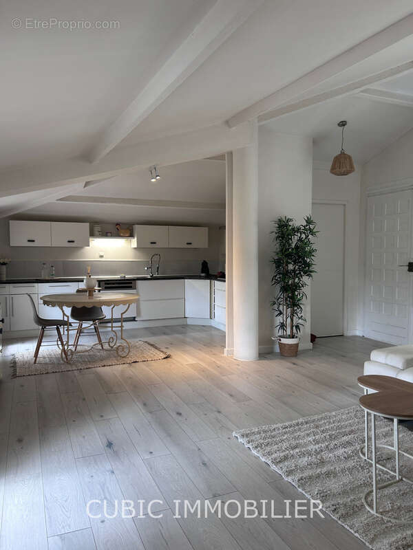 Maison à BULLY