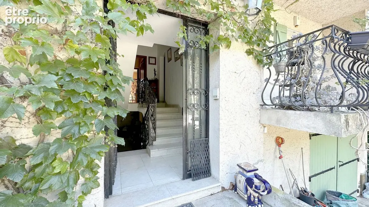 Maison Aix En Provence 10 pièce(s) 320 m2 - photo 5