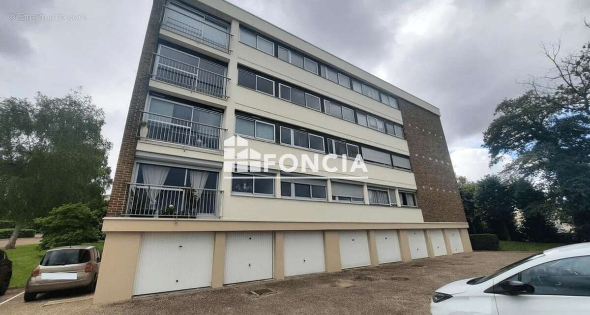 Appartement à DEVILLE-LES-ROUEN