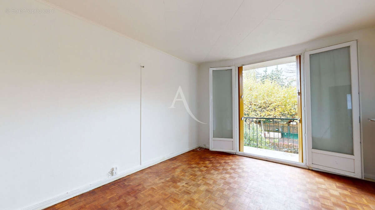 Appartement à LE RAINCY