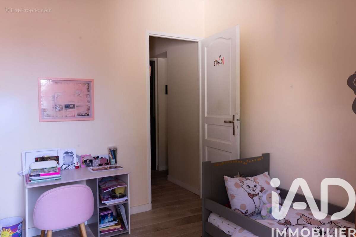 Photo 8 - Maison à HOUILLES
