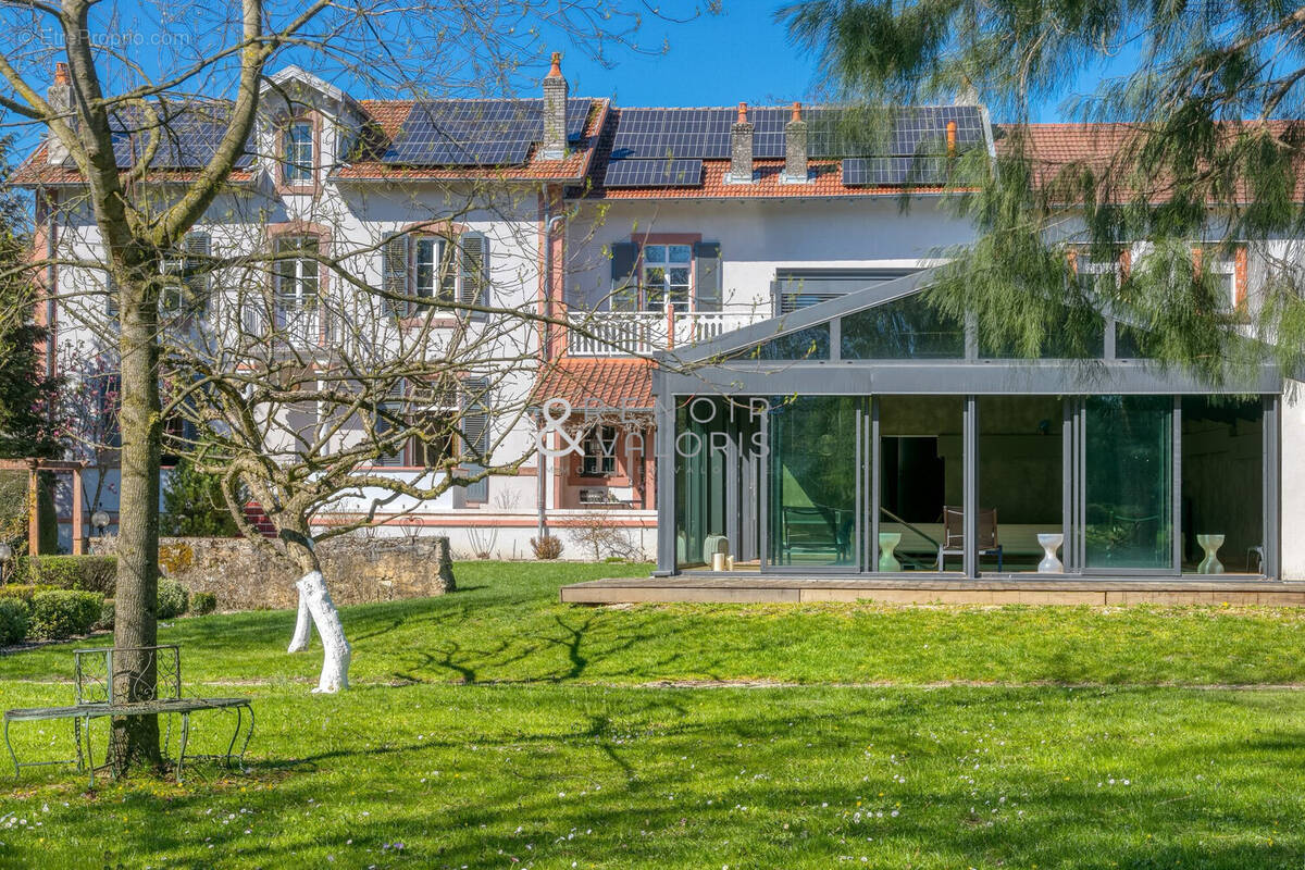 Maison à DOMEVRE-SUR-VEZOUZE