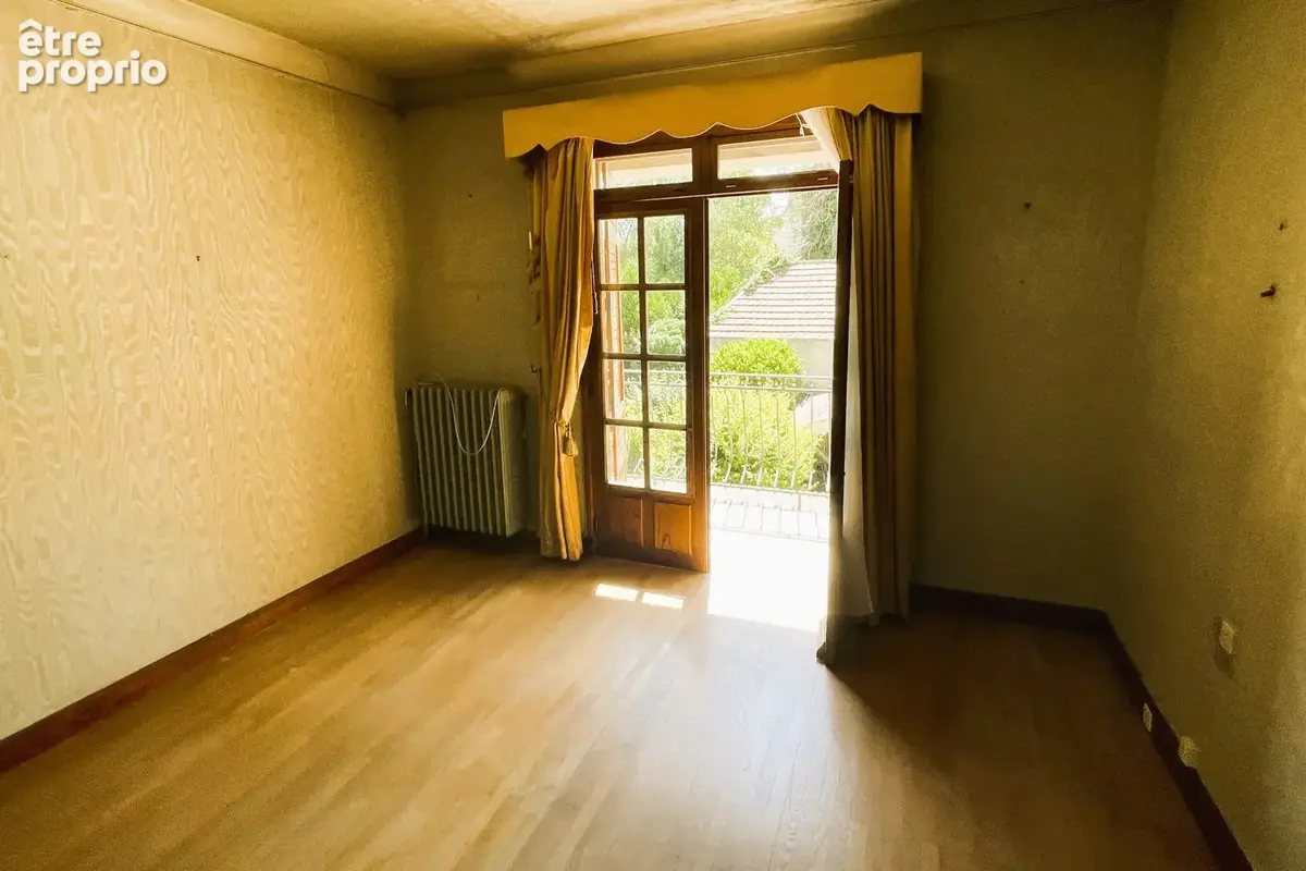 Maison de ville avec terrain et potentiel d'aménagement - photo 7