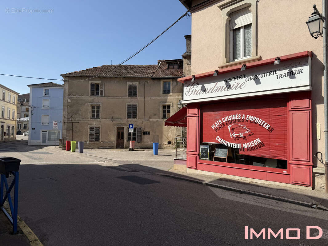 Autre à BAINS-LES-BAINS