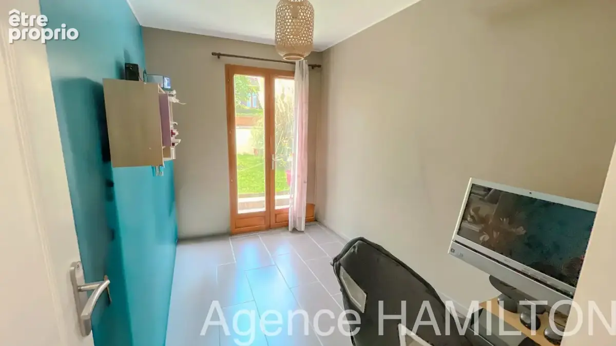 Compans, jolie maison de 130 m2 5/6 chambres, jardin, double véranda, garage - photo 16