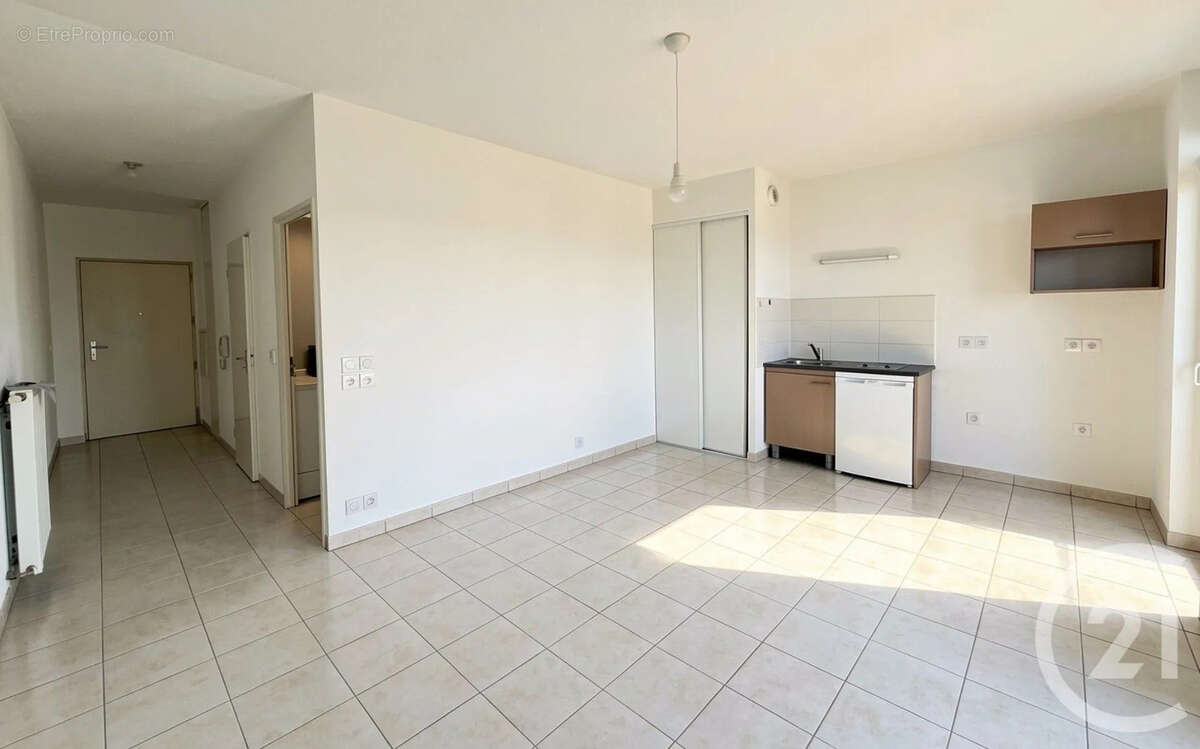Appartement 41 m² à Begles  - photo 3