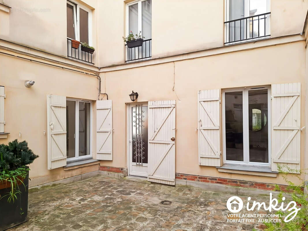 Appartement à PARIS-18E