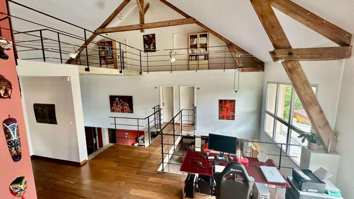 Maison à CHALONVILLARS