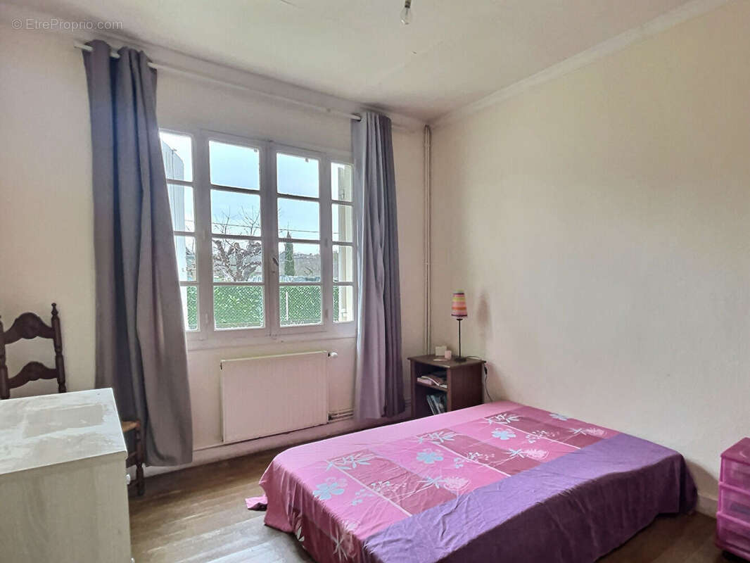 Maison à SAINTE-LIVRADE-SUR-LOT