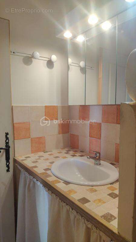 Appartement à SAINT-ETIENNE-LES-ORGUES