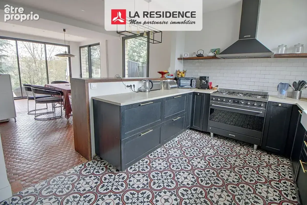 Maison 8 pièces 199 m² à vendre à Evecquemont (78740) - photo 5