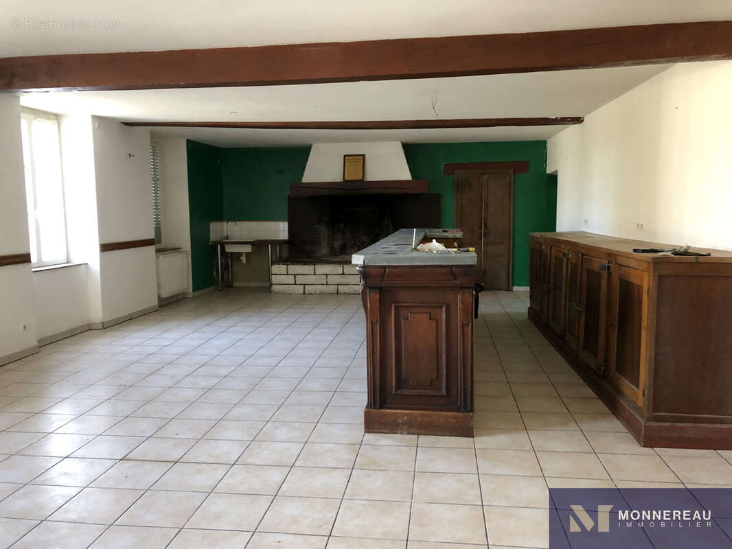 Appartement à MEUX