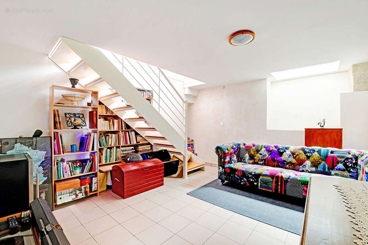 Appartement à PARIS-18E