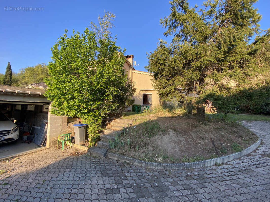 Maison à SAINT-PERAY