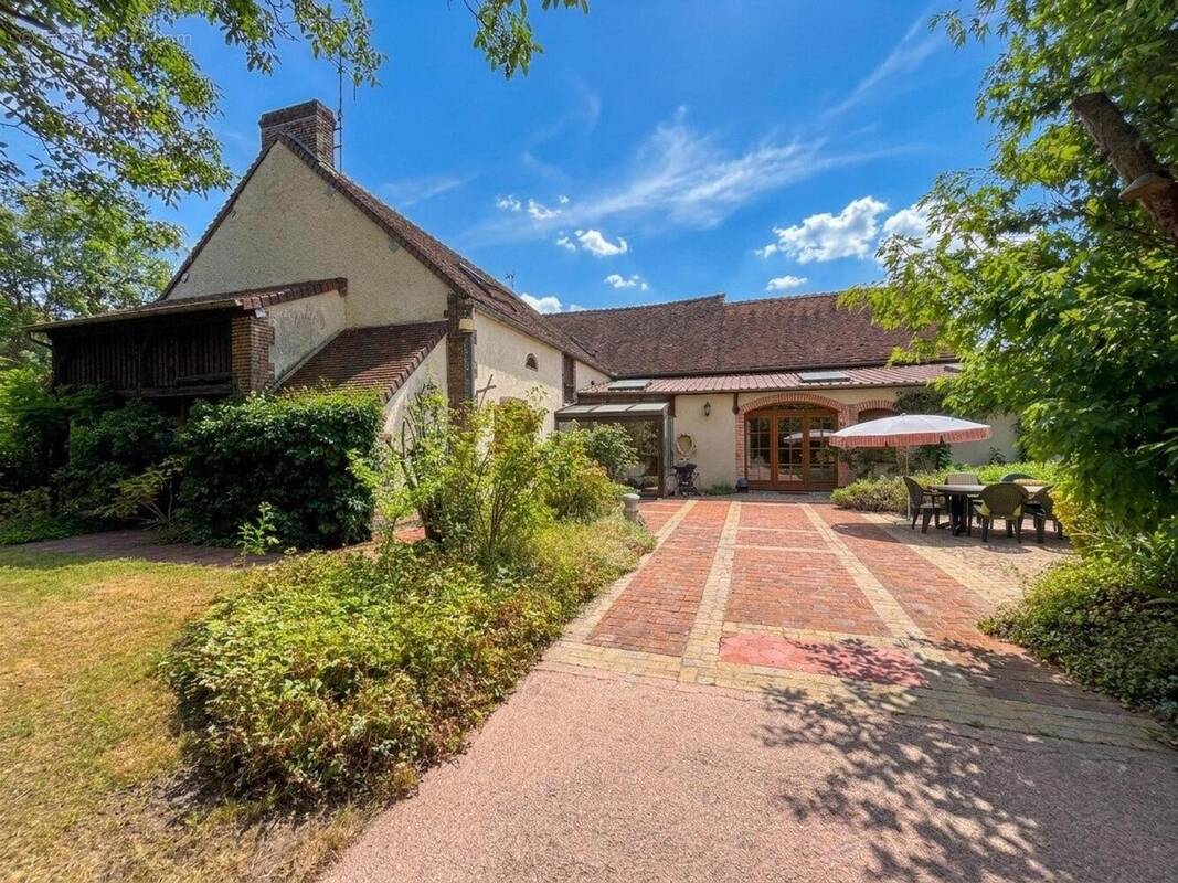 Photo 1 - Maison à LA FERTE-LOUPIERE