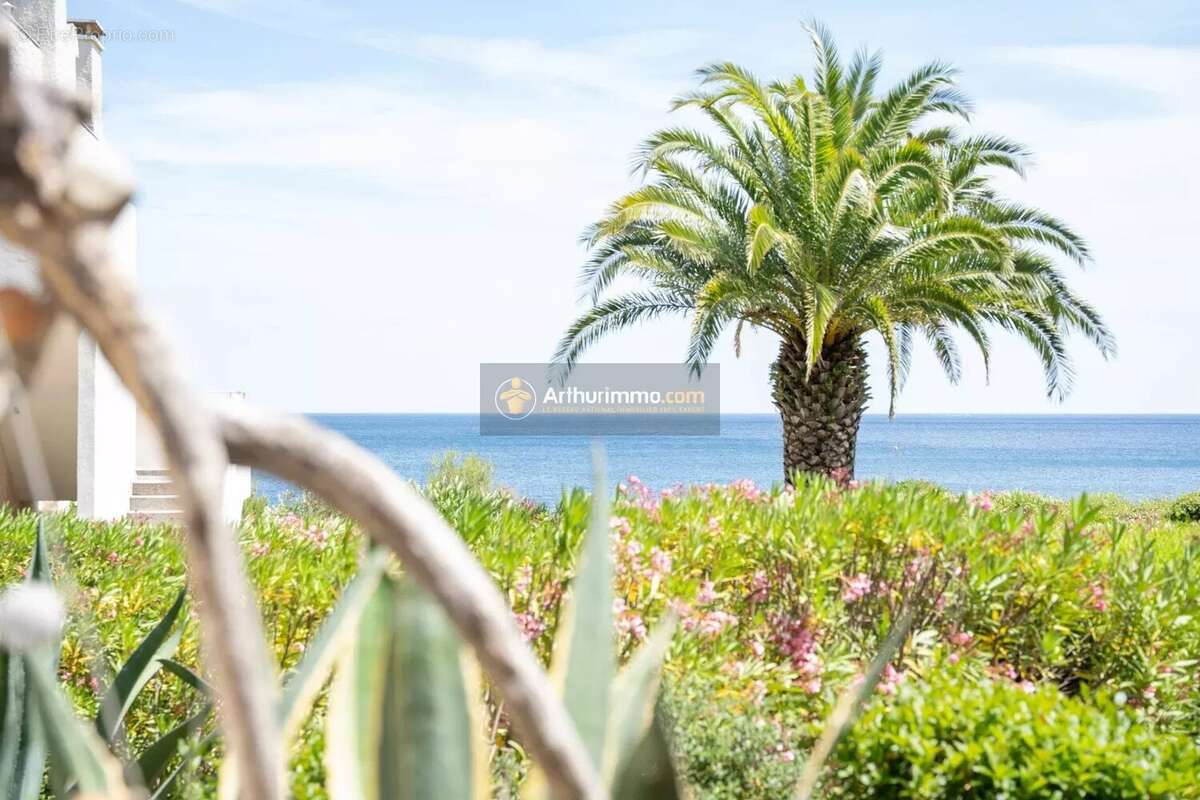 Appartement à FREJUS