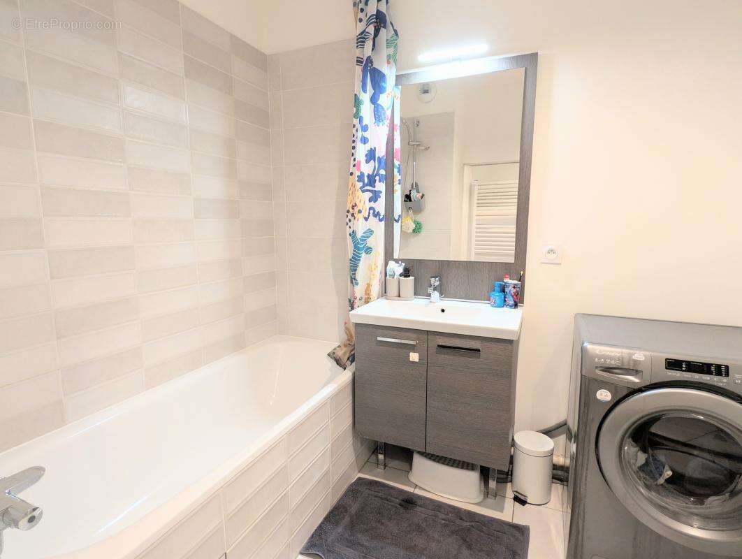 Appartement à MAISONS-ALFORT