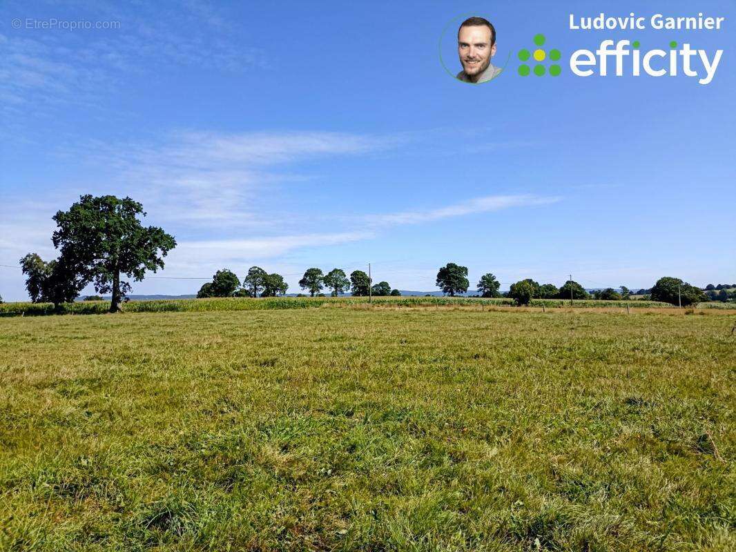 Maison à SAINT-HILAIRE-DU-HARCOUET