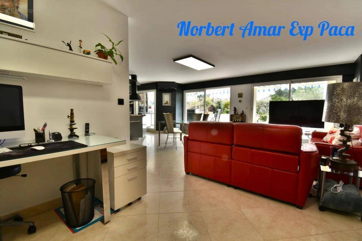 Appartement à FREJUS