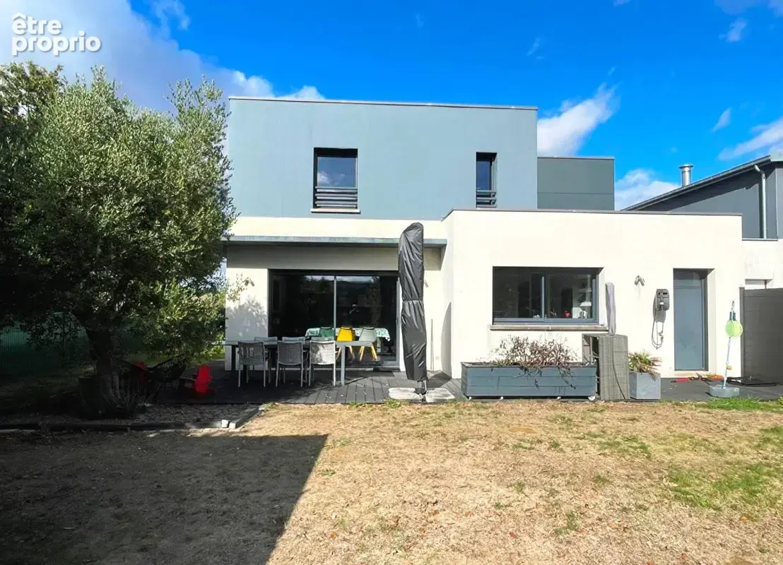 MONTFORT-SUR-MEU - Contemporaine  T7 150 m² - photo 17