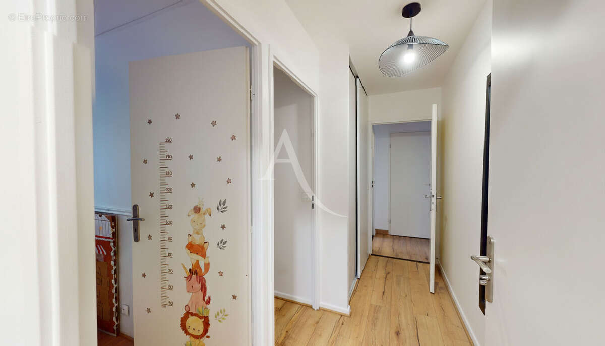 Appartement à CHILLY-MAZARIN