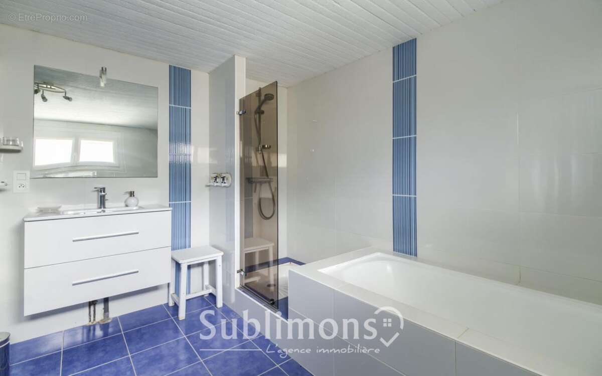 Maison à NIVILLAC