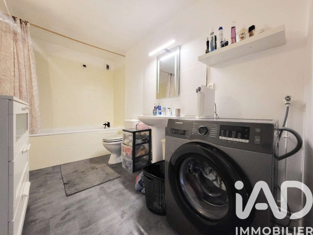 Photo 9 - Appartement à CHARLEVILLE-MEZIERES