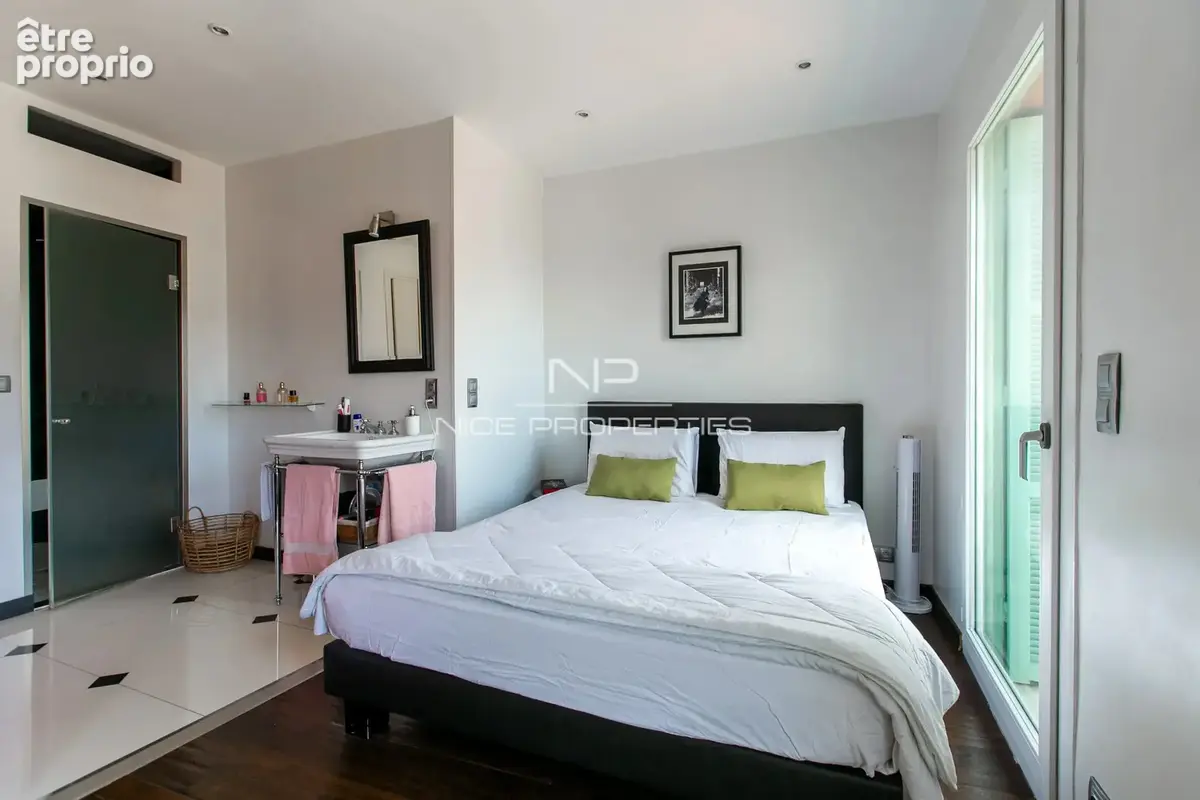 Nice – vieux-nice  charmant appartement studio/2 pièces, avec vues dégagées mer - photo 8