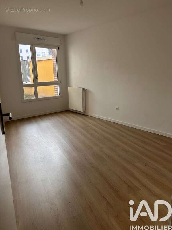 Photo 2 - Appartement à BEZANNES