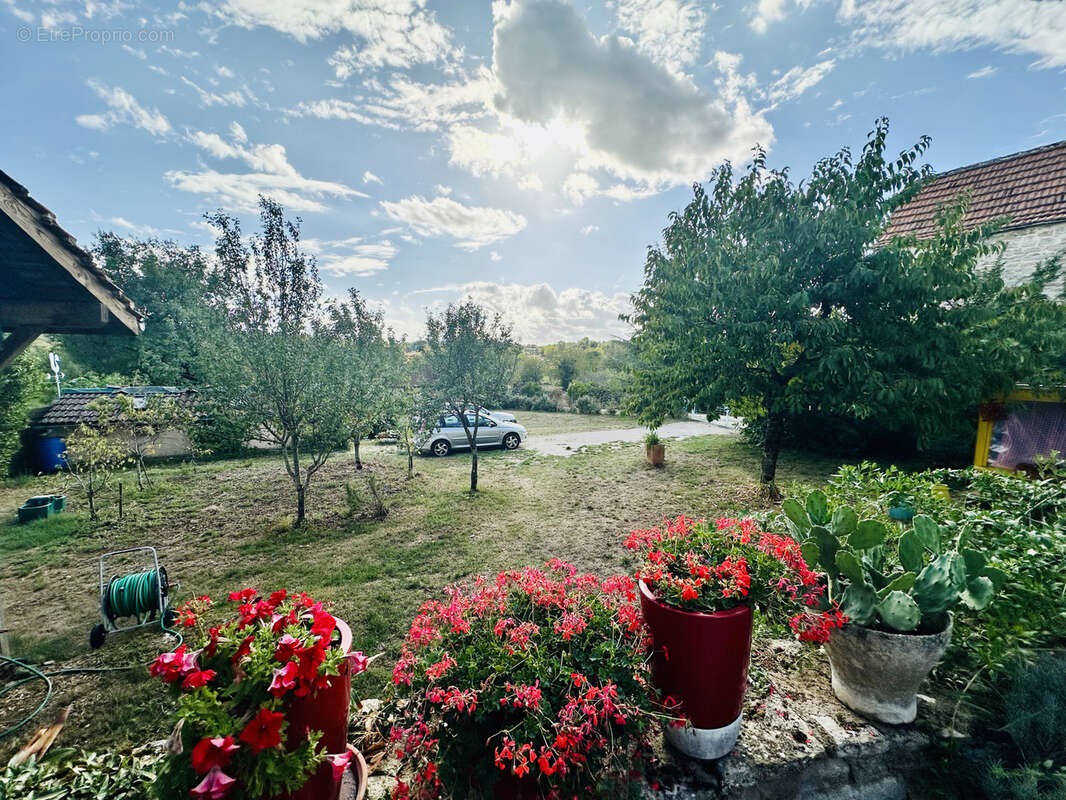 Maison à PUYJOURDES